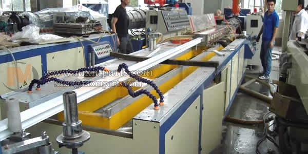 extrudarea plasticului