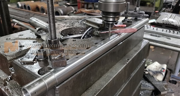 Long size Workpiece Drilling Holes